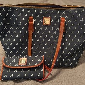 Classic Atlanta Braves Dooney & Bourke Zip Top Shopper with matching wallet